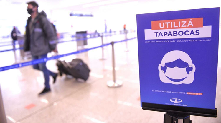 Argentinos vacunados con dos dosis sin cuarentena cuando ingresen al pa&iacute;s