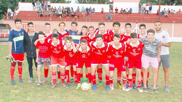 Arranacan las inferiores de la LNF