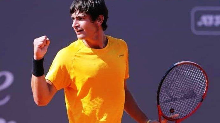 Mariano Navone  fue convocado como sparring en Copa Davis