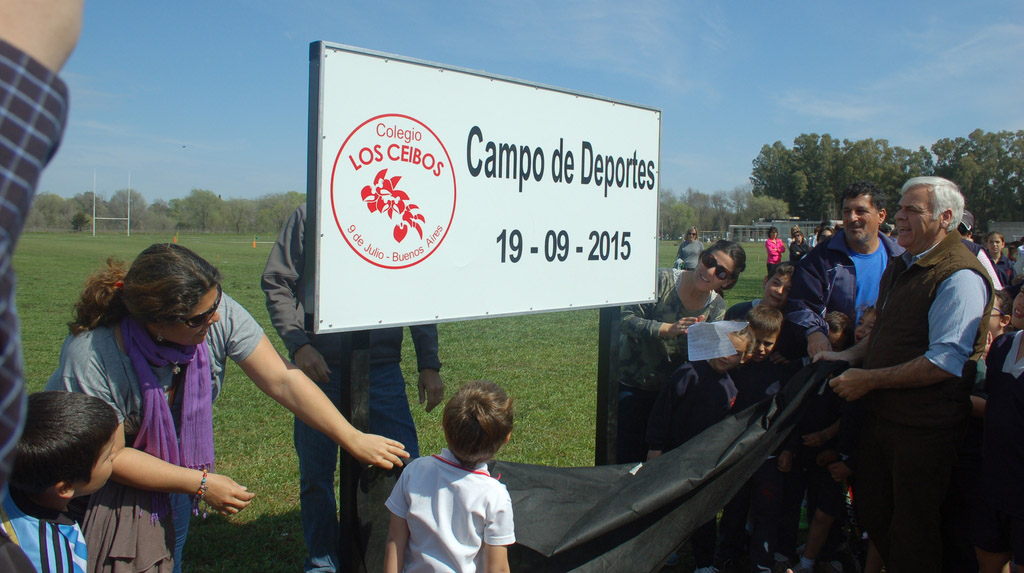 ​El colegio Los Ceibos inauguro su campo de deportes