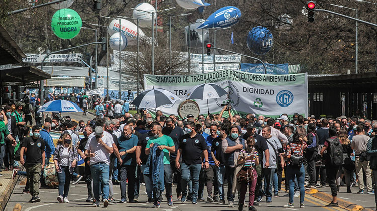 Las centrales obreras se movilizan