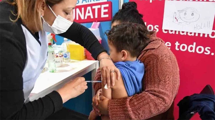 Extienden campaña de vacunación contra sarampión, rubeola, paperas y polio