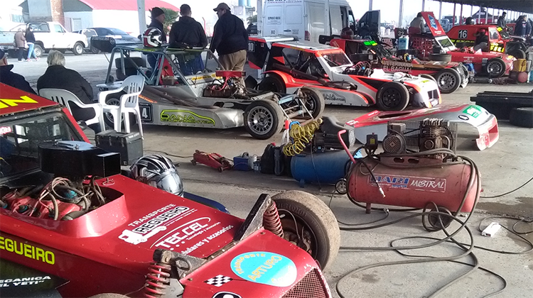 ​Este fin de semana continúa la actividad del AutomotoClub Nuevejuliense