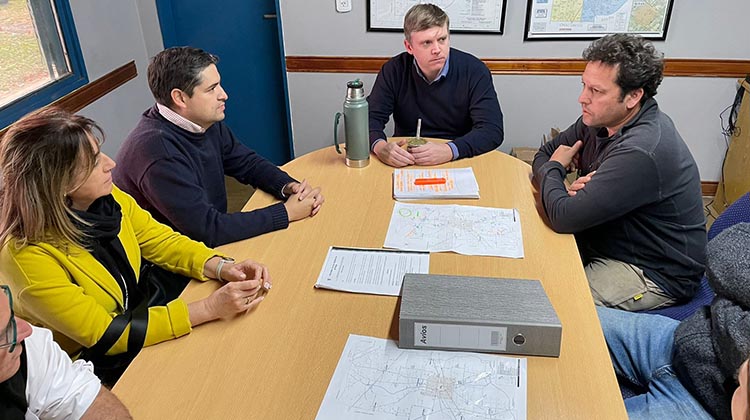 Nacho Palacios mantuvo reuniones en Rojas