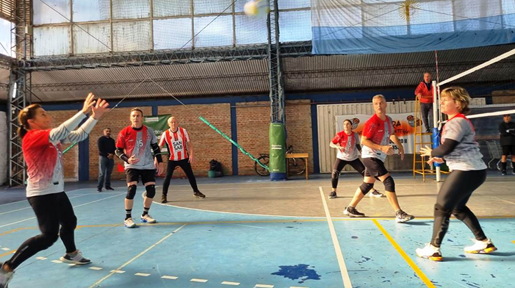 ​Atlético subcampeón del Torneo de Newcom de Pinamar