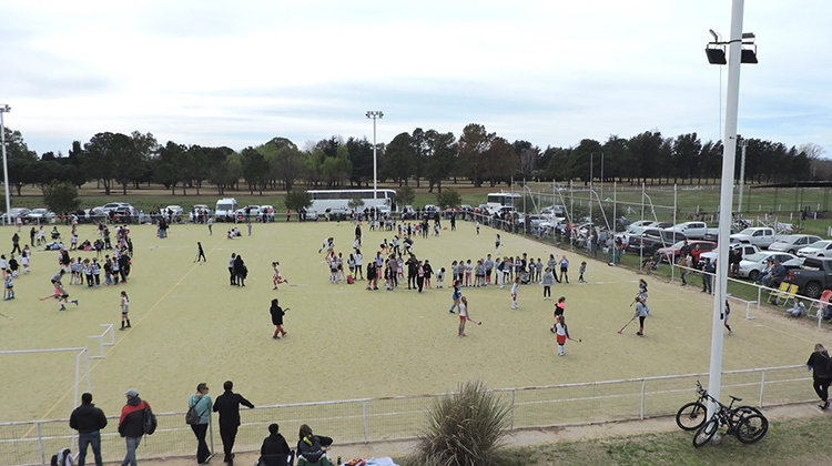 ​Encuentro infantil de hockey
