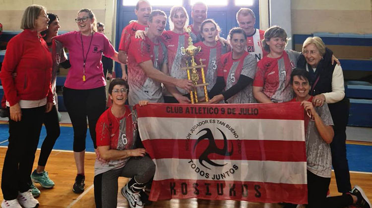 El Newcom​ de  Atlético salió subcampeón del Torneo de la Liga Trenquelauquense 