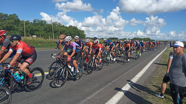 Ciclismo Profesional en el Autódromo de 9 de Julio