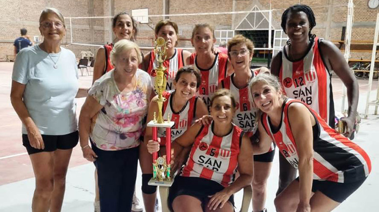 ​Newcom: Las jugadoras de Atlético se consagraron campeonas en Entre Ríos