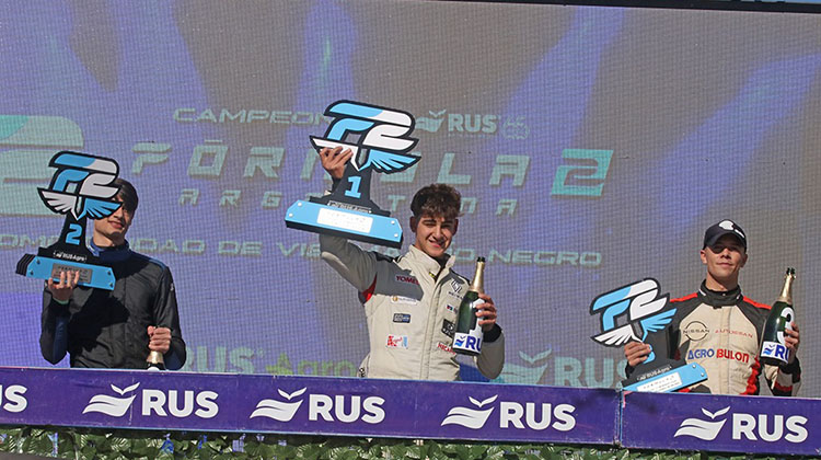 Santiago Baztarrica ganó en la Fórmula 2
