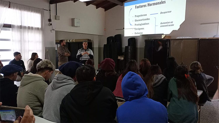 Charla abierta en el CEPT 15