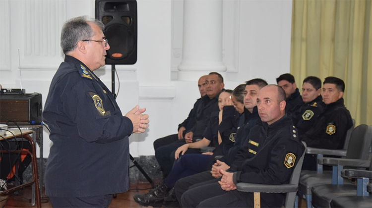 ​Capacitaci&oacute;n para personal policial