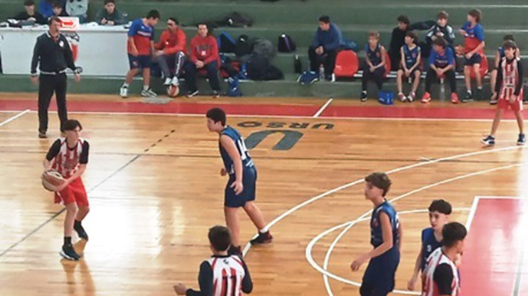 ​Se reanudó el Torneo de Básquetbol