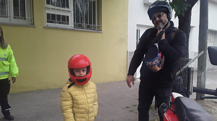 Comenz&oacute; la campa&ntilde;a "Sin casco no hay moto&rdquo;