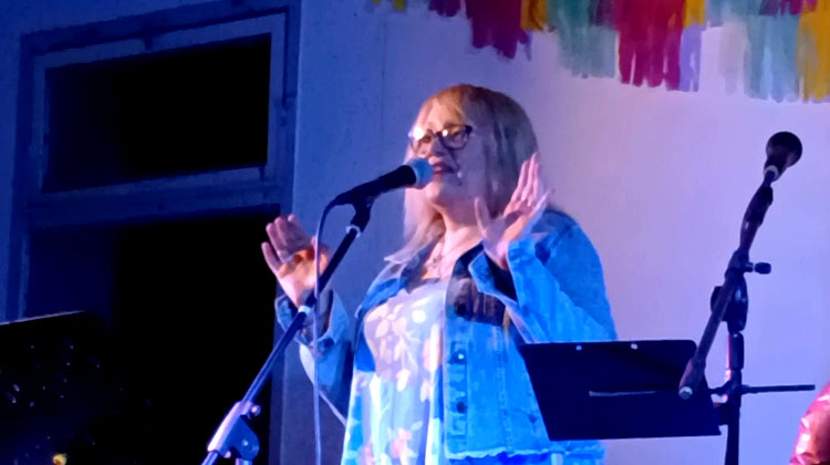 ​Norma Cabrera y su Escuela de Canto brillaron en Agust&iacute;n &Aacute;lvarez