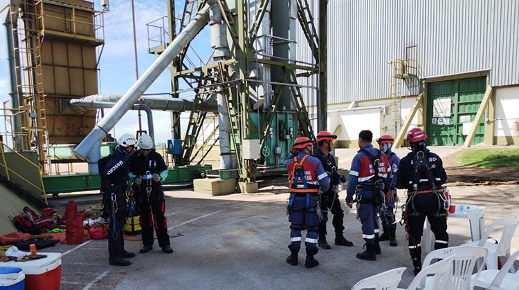 Bomberos cerr&oacute; el a&ntilde;o capacit&aacute;ndose