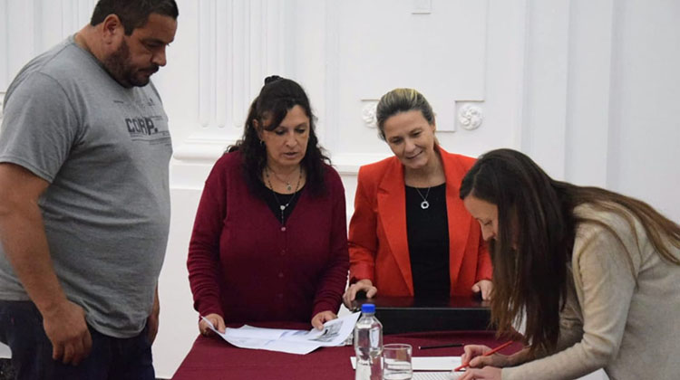 Se firmaron 139 escrituras