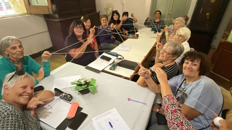 ​Encuentros de estimulación cognitiva para adultos