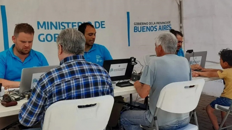 Llega a 9 de Julio operativo gratuito de renovaci&oacute;n de DNI