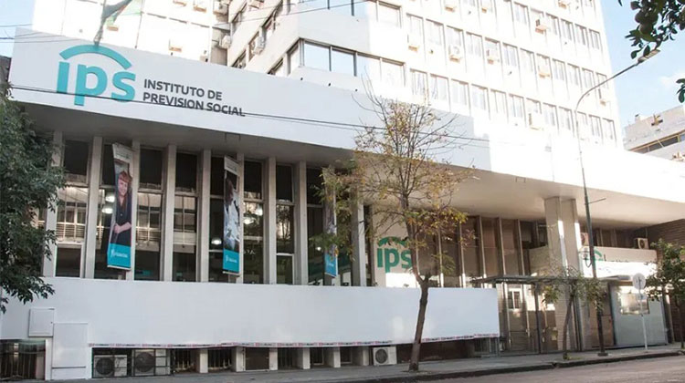 El IPS paga haberes de abril