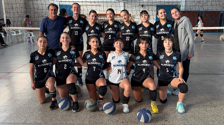 La categoría Sub 16 femenino de vóley de San Martín compite en Junín 