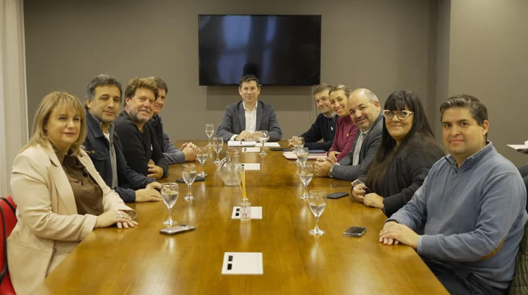 Convocan a Nacho Palacios para la Convenci&oacute;n de Contingencia de la UCR