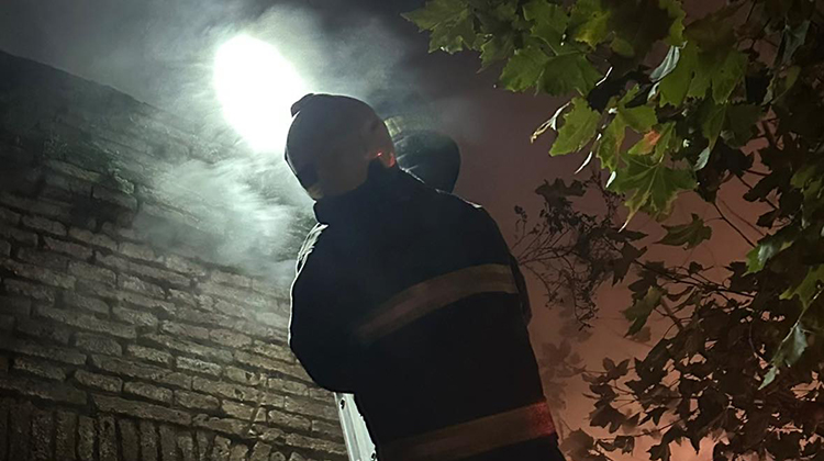 Incendio de una vivienda en French