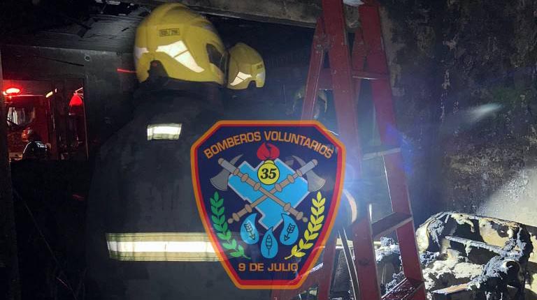 ​Asistencia municipal para la familia afectada por incendio en su vivienda