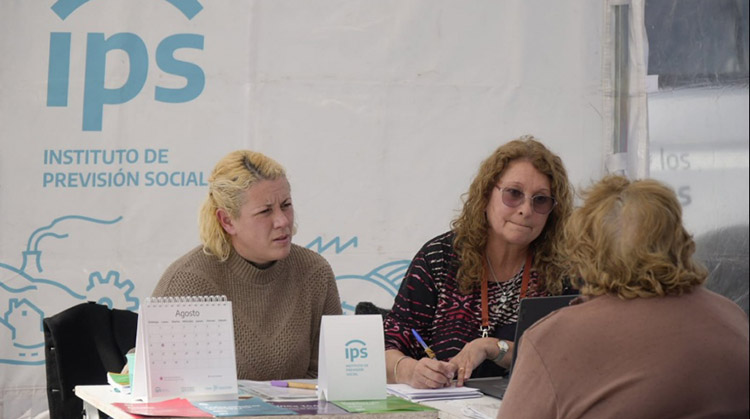 Pagos de haberes del IPS en julio