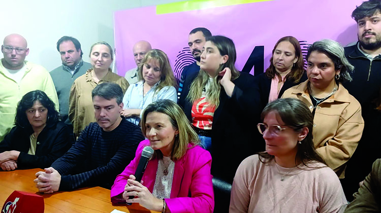 Gentile present&oacute; la lista de candidatos de Somos Buenos Aires 9 de Julio 