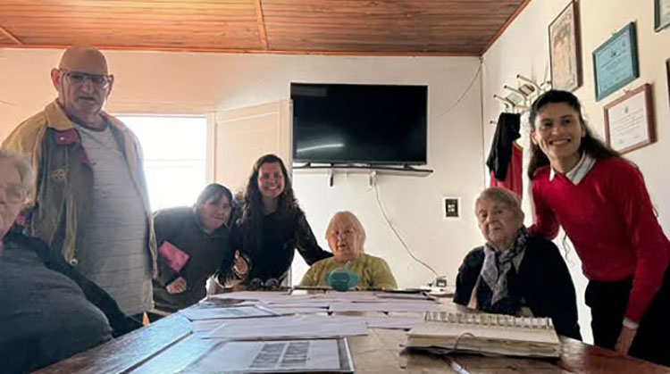 Promueven actividades recreativas para personas mayores