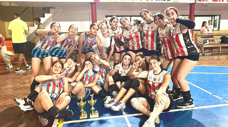  Atlético se consagró campeón del Torneo de Vóley