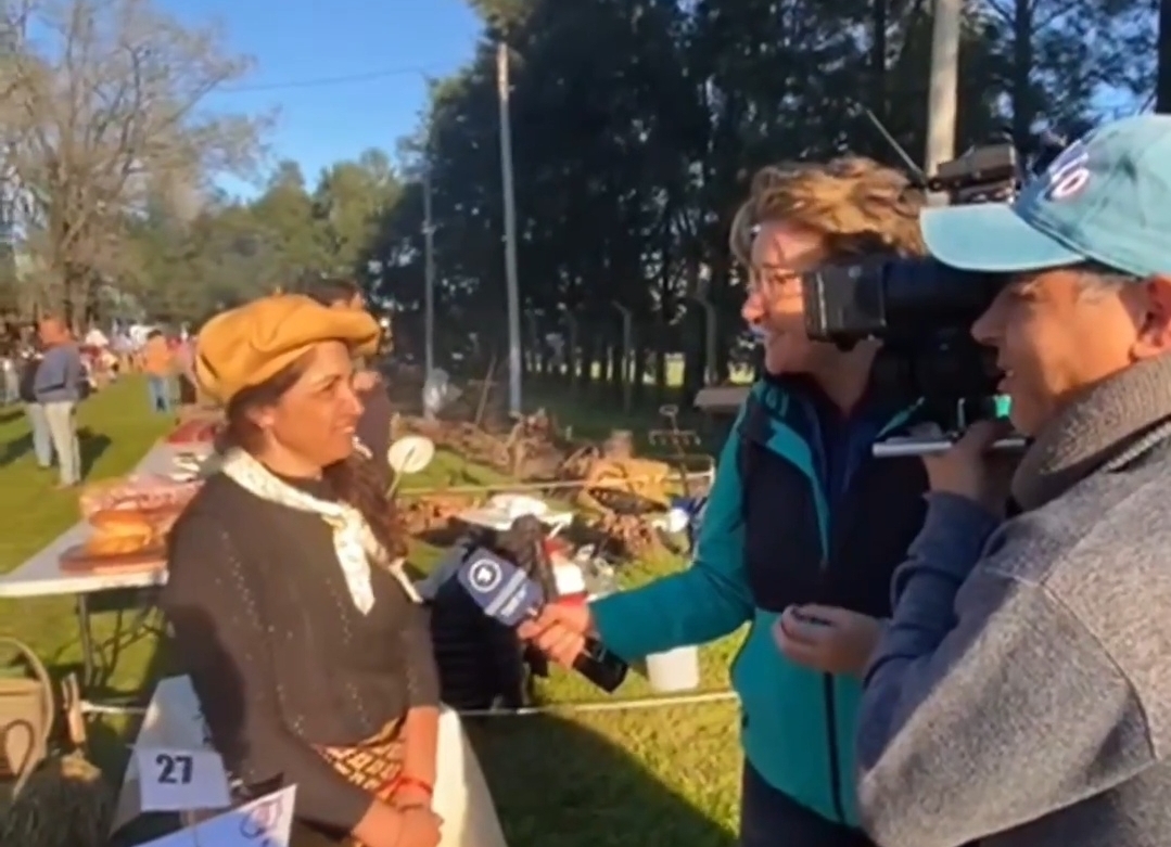 ​Rosana Zapata continúa consolidándose en los concursos y cruzando continentes