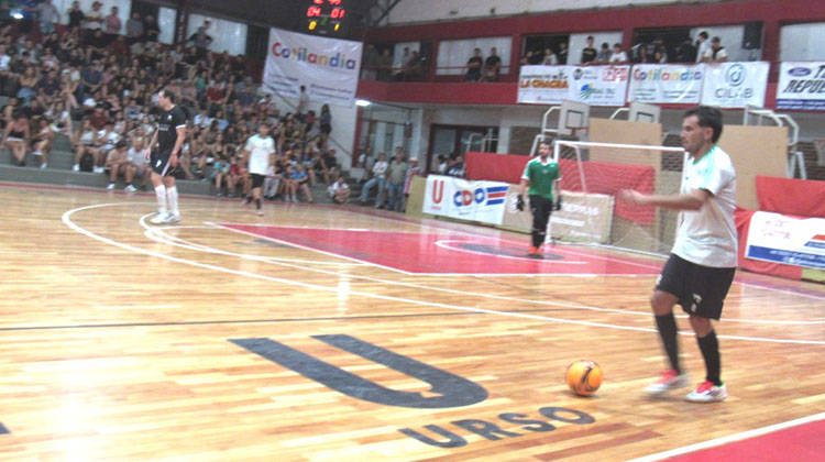 Arranc&oacute; el Torneo de Futsal