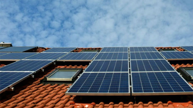Energ&iacute;a: Provincia habilit&oacute; la generaci&oacute;n distribuida comunitaria