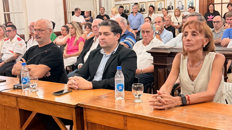 &ldquo;Una gesti&oacute;n desconectada de la realidad que gobierna&rdquo;