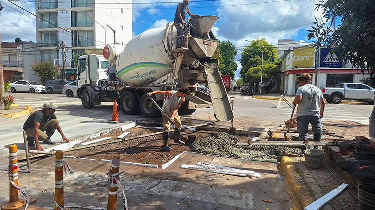 Bacheo c&eacute;ntrico: se completan pa&ntilde;os