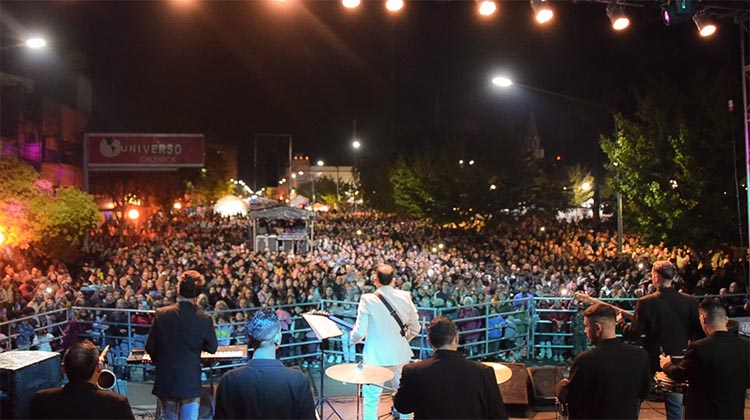 Bandas locales para subir al escenario de Saz&oacute;n