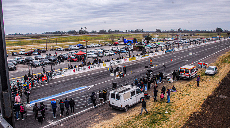 ​Mayo a puro motor en el Aut&oacute;dromo de 9 de Julio