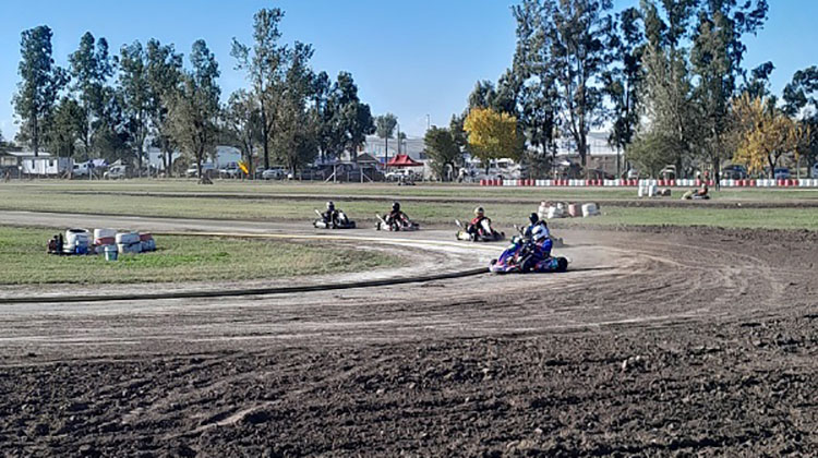 Jornada de pruebas en el Kart&oacute;dromo