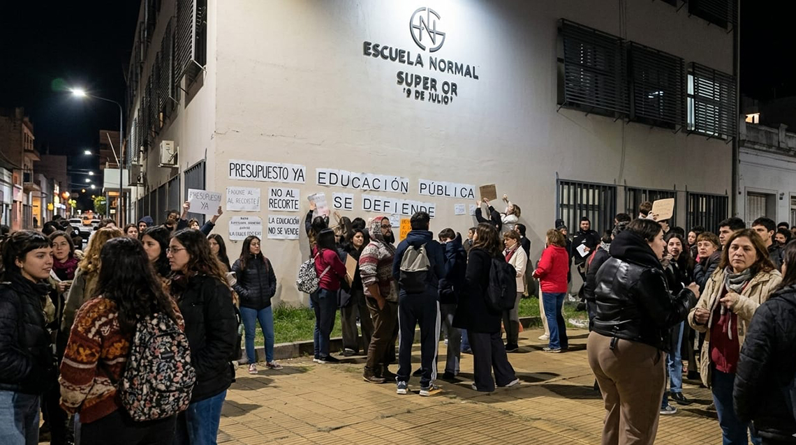 ​Marcha Federal Universitaria: 9 de Julio se plant&oacute; en defensa de la educaci&oacute;n p&uacute;blica