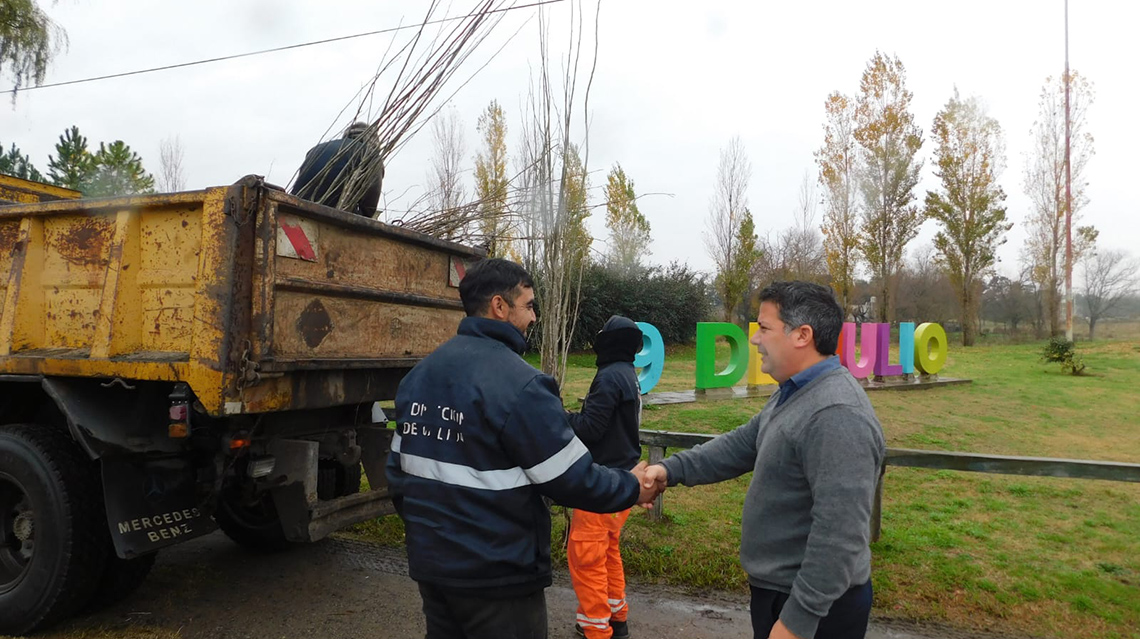 ​Naudin contin&uacute;a con su plan de forestaci&oacute;n