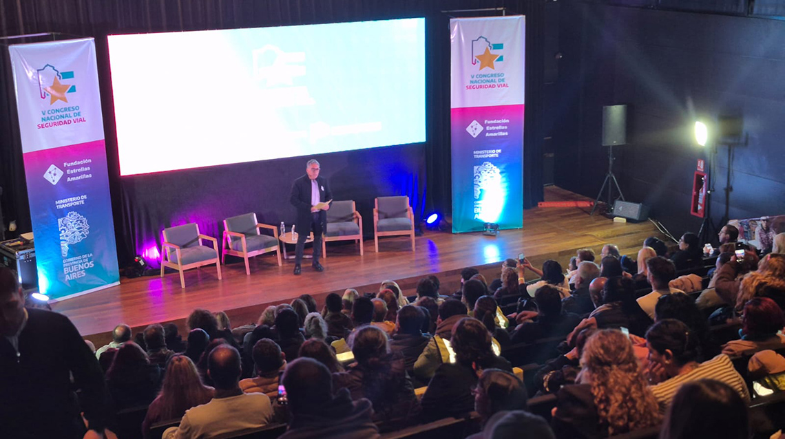 H&eacute;ctor Bianchi particip&oacute; del V Congreso Nacional de Seguridad Vial