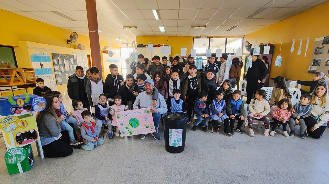 Charla de concientizaci&oacute;n: La planta de reciclado municipal llev&oacute; la educaci&oacute;n ambiental