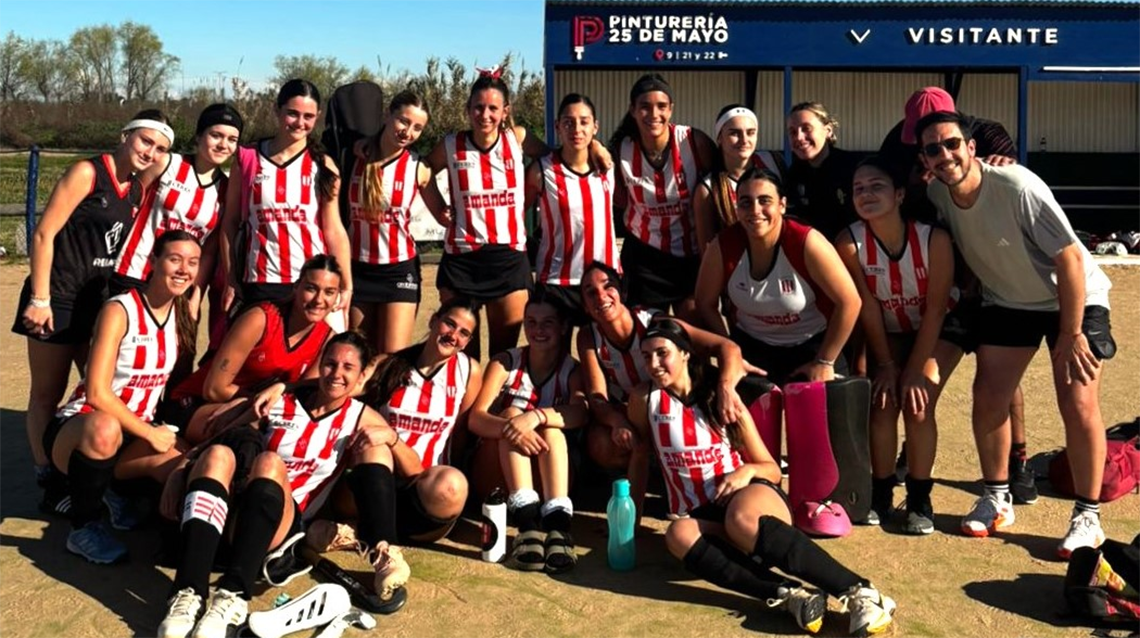 Cuatro triunfos de los equipos de Hockey de Atl&eacute;tico en 25 de Mayo
