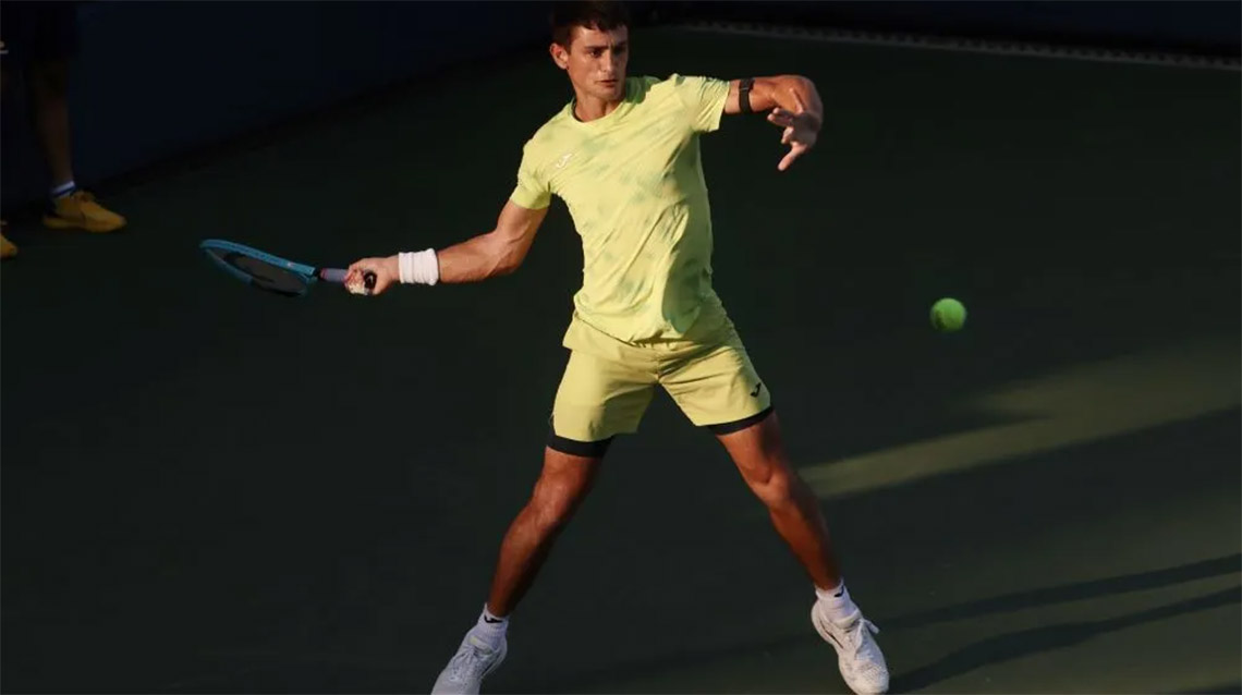 Navone cay&oacute; ante Etcheverry y cerr&oacute; una hist&oacute;rica actuaci&oacute;n en el US Open 2026
