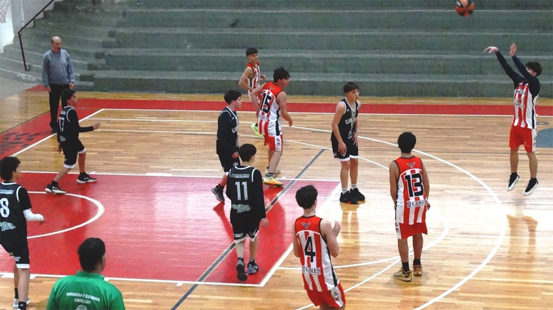 B&aacute;squetbol menor: Atl&eacute;tico recibi&oacute; al Club Argentino de Chivilcoy
