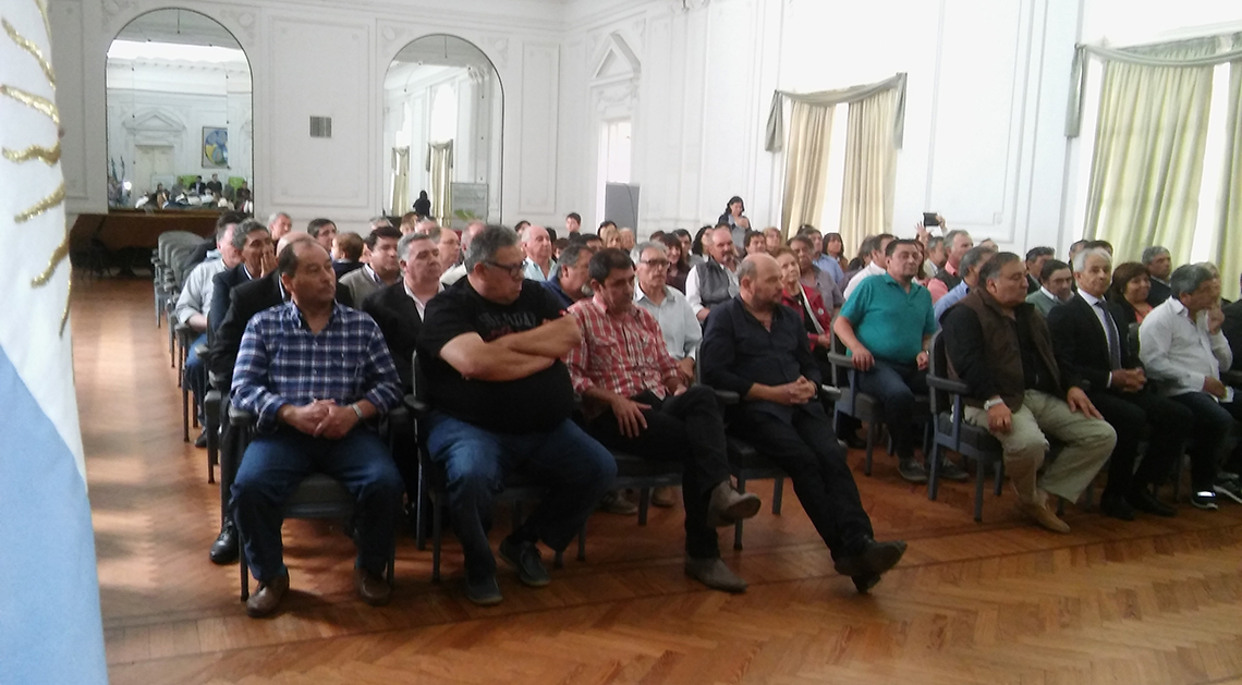 Reconocimiento a ex combatientes