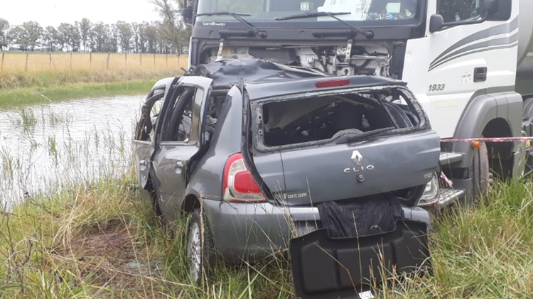 Fallecen dos nuevejulienses en accidente Ruta 5