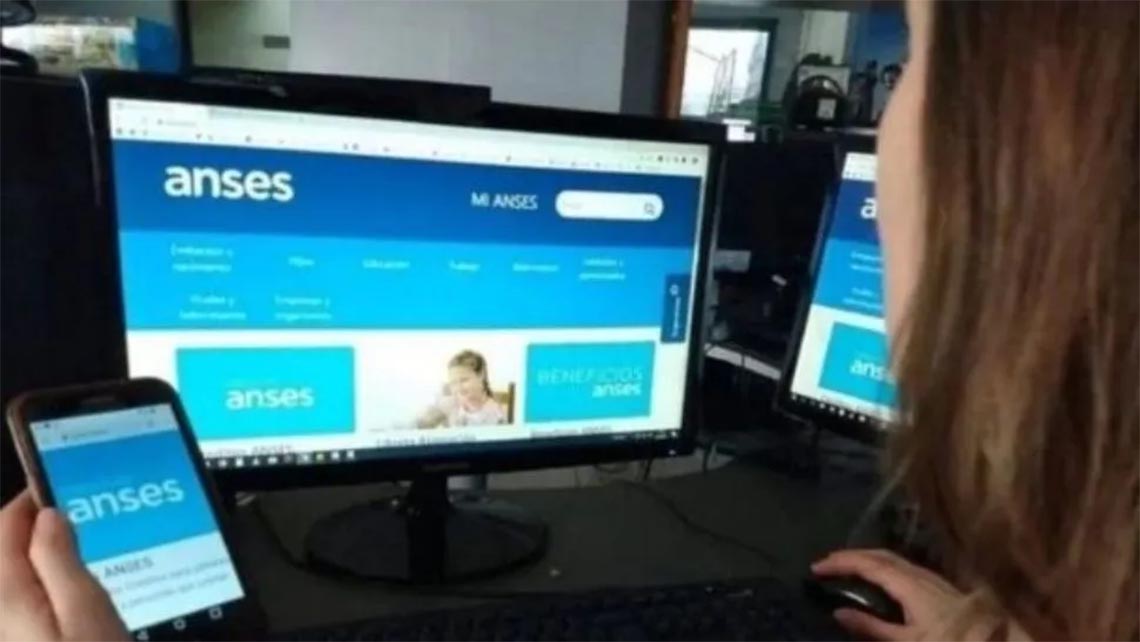 ​Inscriptos al IFE: DNI 0 y 1